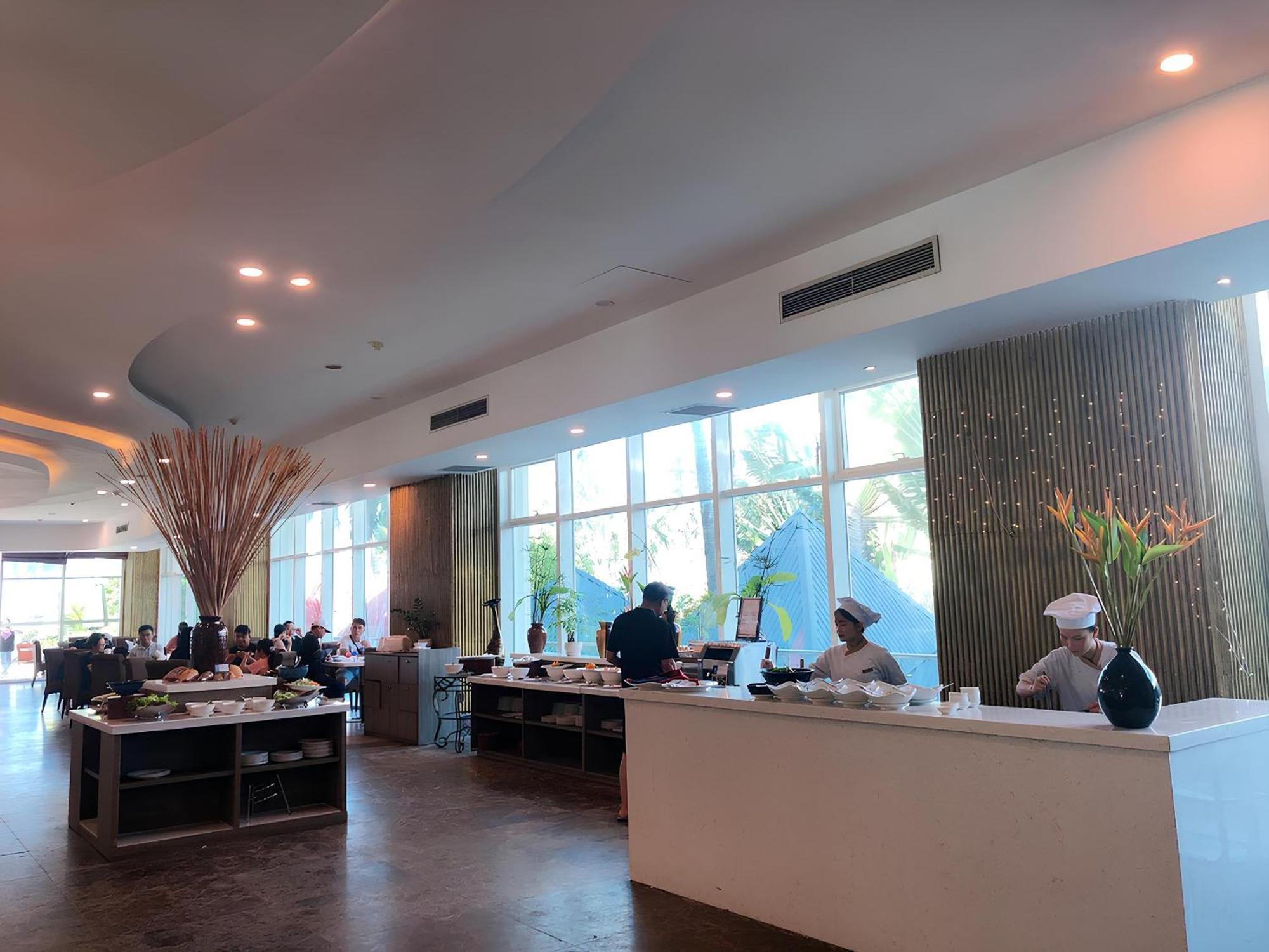 Muong Thanh Holiday Muine Hotel Mũi Né Buitenkant foto