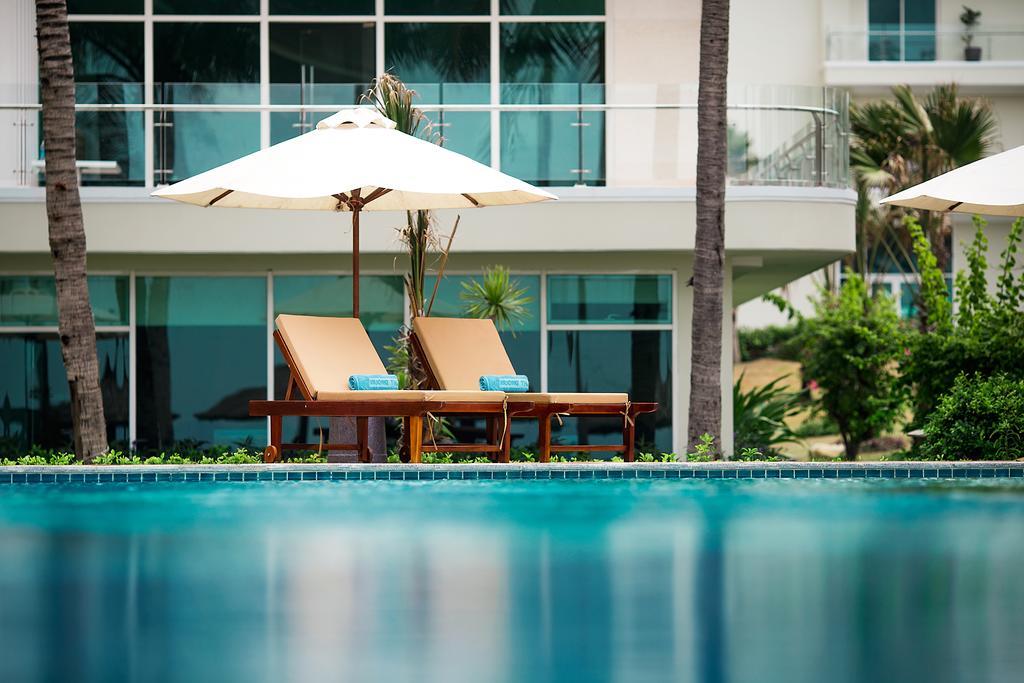 Muong Thanh Holiday Muine Hotel Mũi Né Buitenkant foto