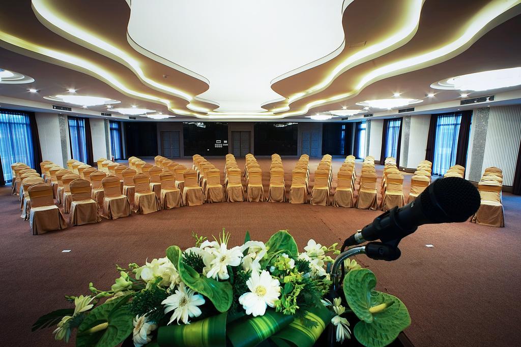 Muong Thanh Holiday Muine Hotel Mũi Né Buitenkant foto